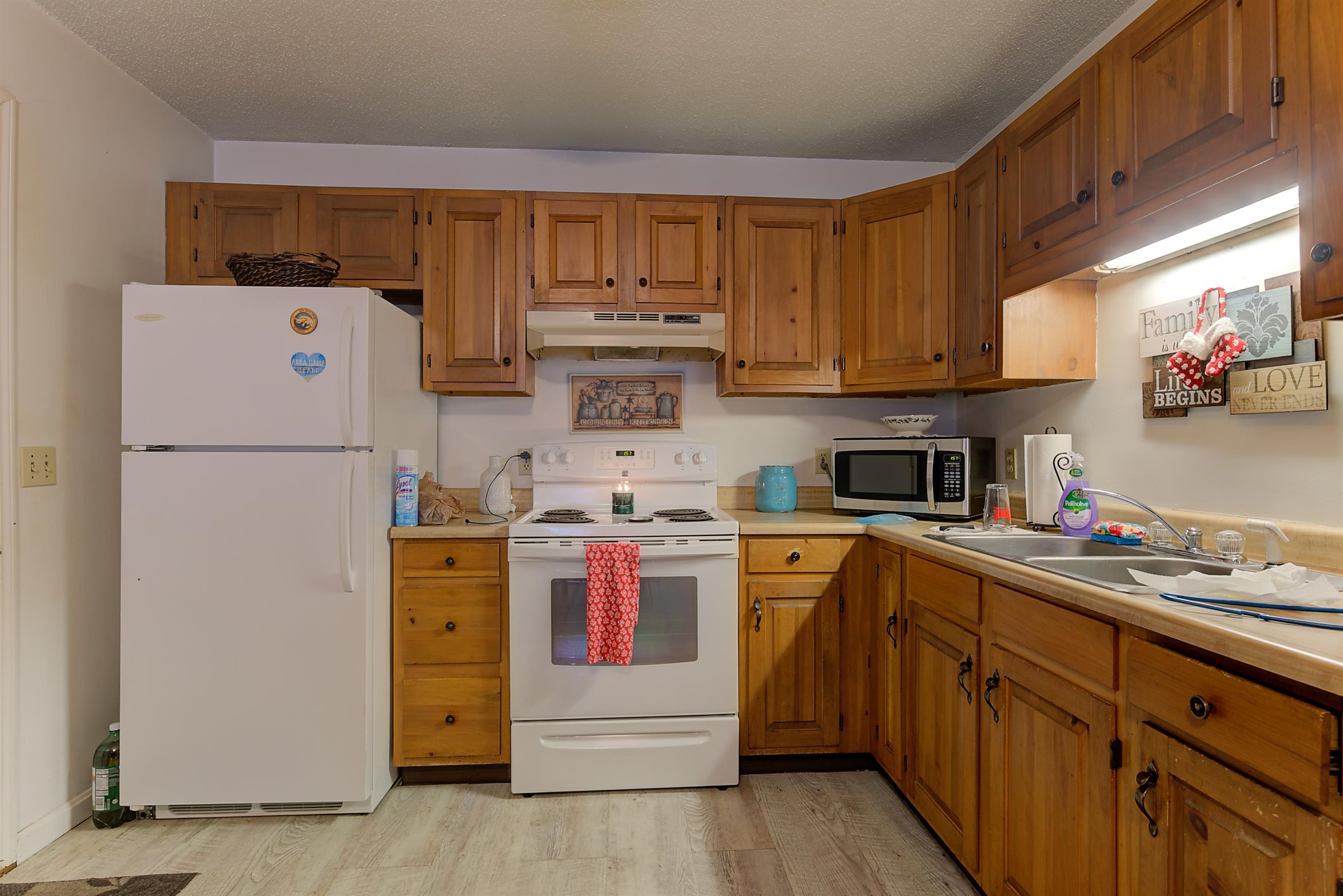 621 Kearsarge Road Conway, NH 03860 - Photo 7 of 45