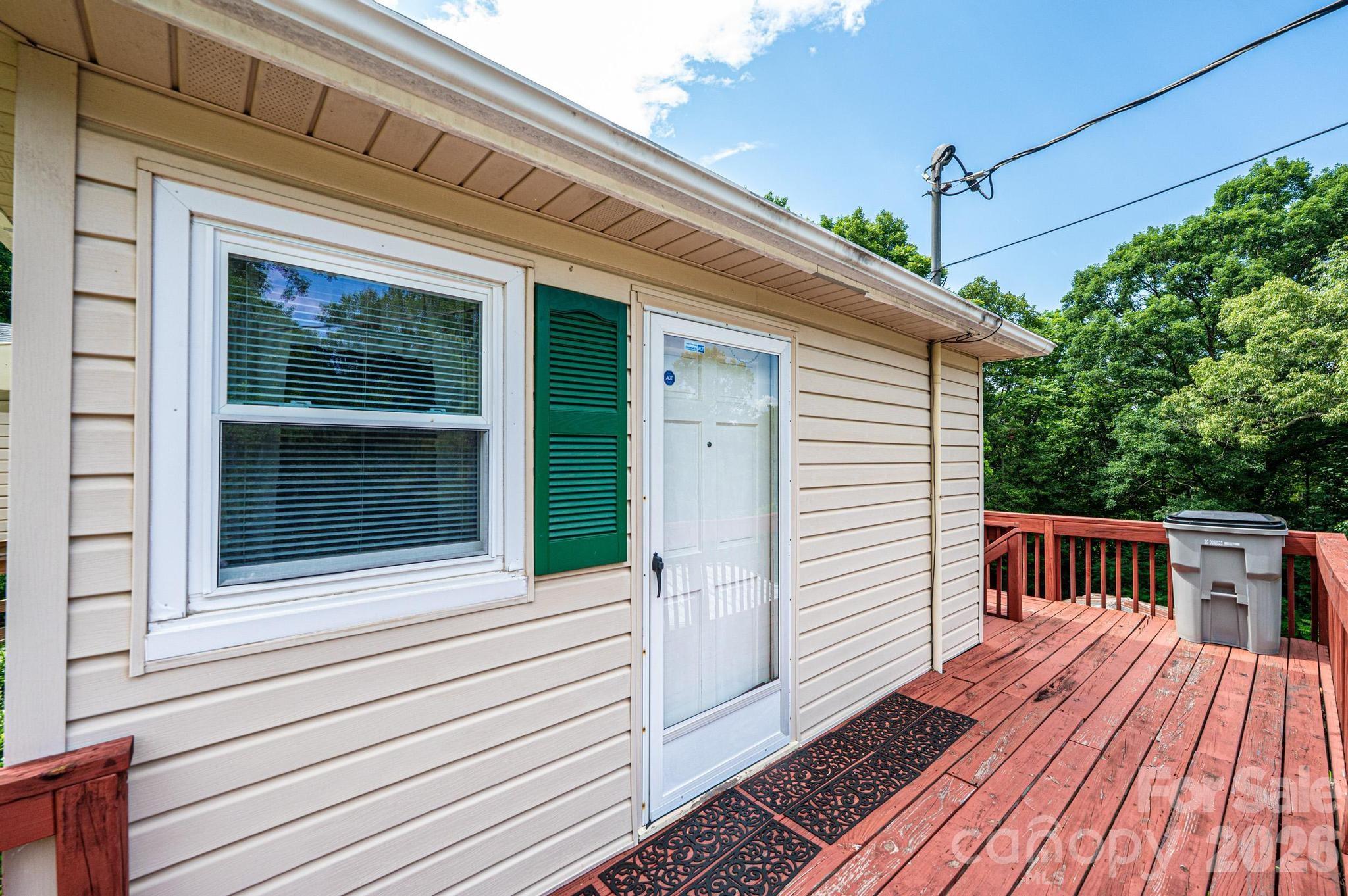 452 Swanson Road Lenoir, NC 28645 - Photo 7 of 48