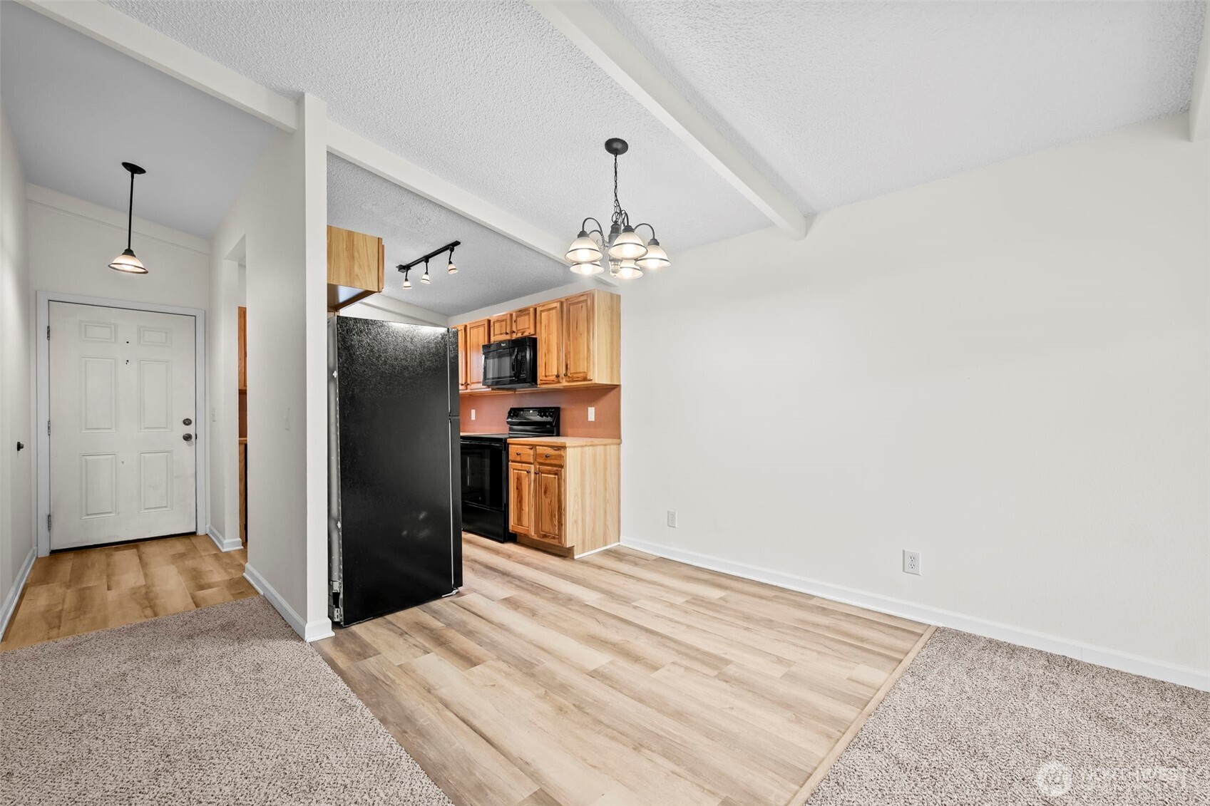 691 Pearl Place Bremerton, WA 98310 - Photo 13 of 37