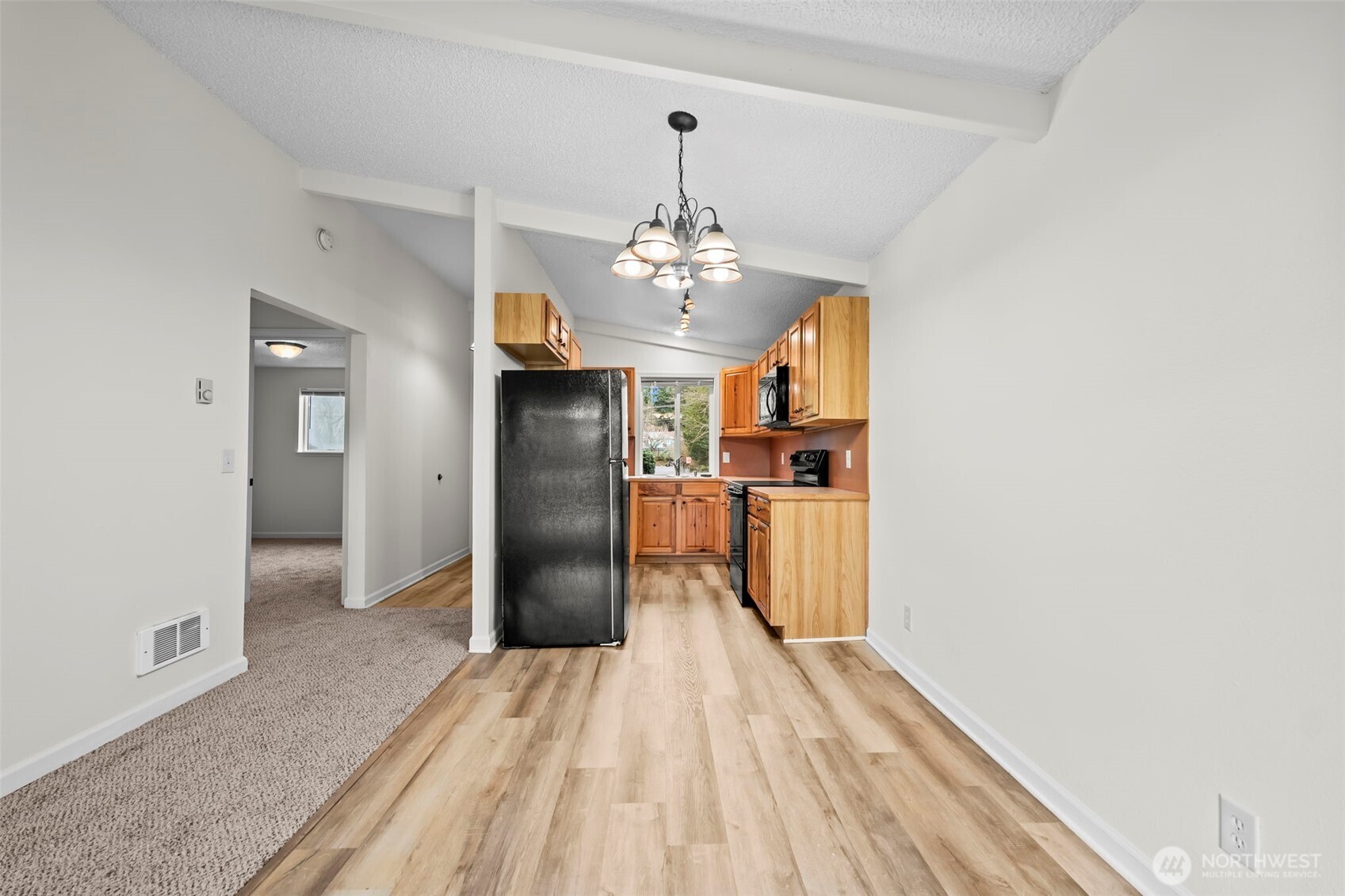 691 Pearl Place Bremerton, WA 98310 - Photo 14 of 37