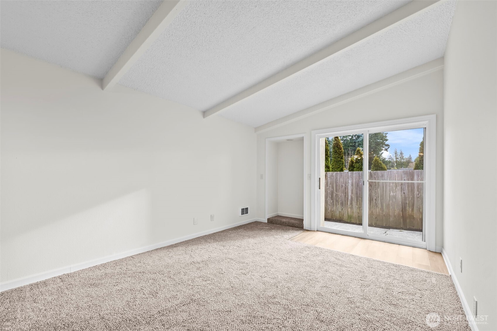 691 Pearl Place Bremerton, WA 98310 - Photo 15 of 37