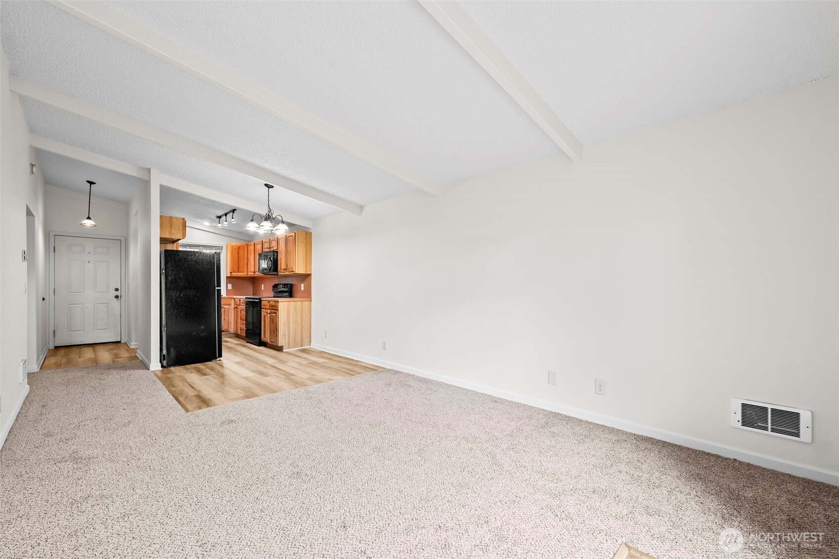 691 Pearl Place Bremerton, WA 98310 - Photo 18 of 37