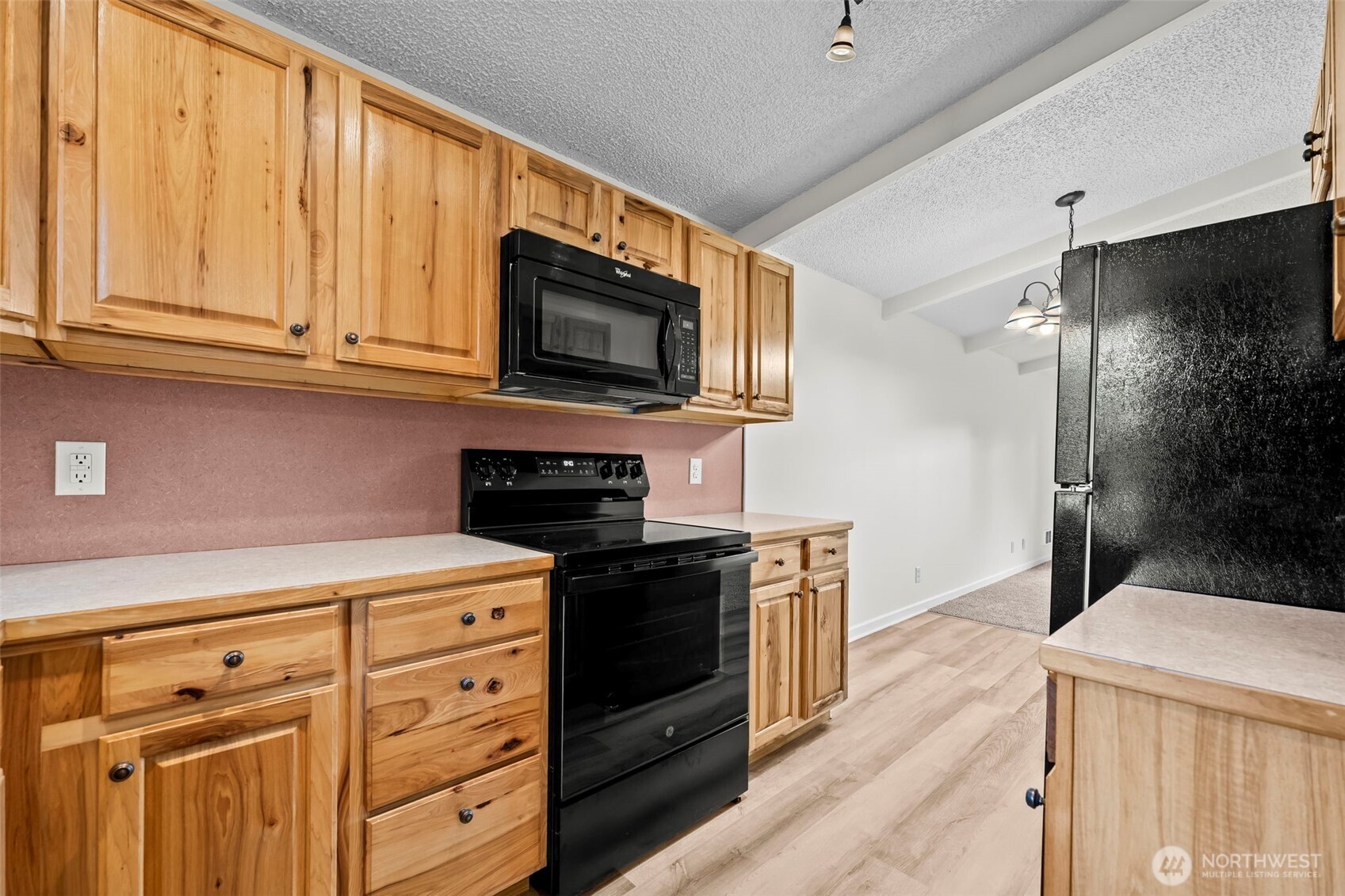 691 Pearl Place Bremerton, WA 98310 - Photo 10 of 37