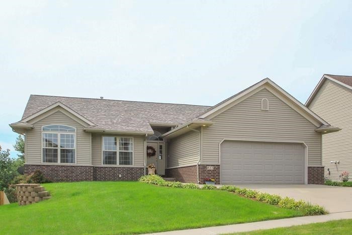 835 Tipperary Road Iowa City, IA 52246 - Photo 1 of 25 Gallery Image 1