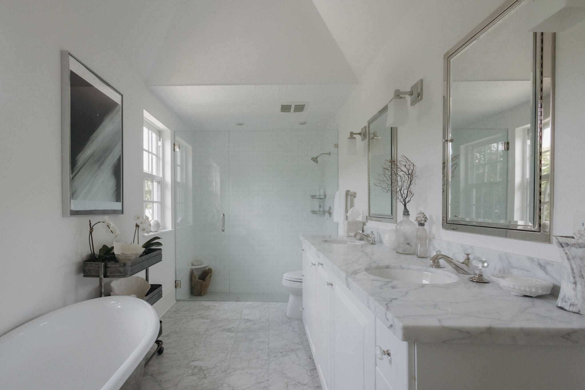 6880 North Ocean Boulevard, Unit 22 Ocean Ridge, FL 33435 - Photo 13 of 21 NM 22 Primary Bath1