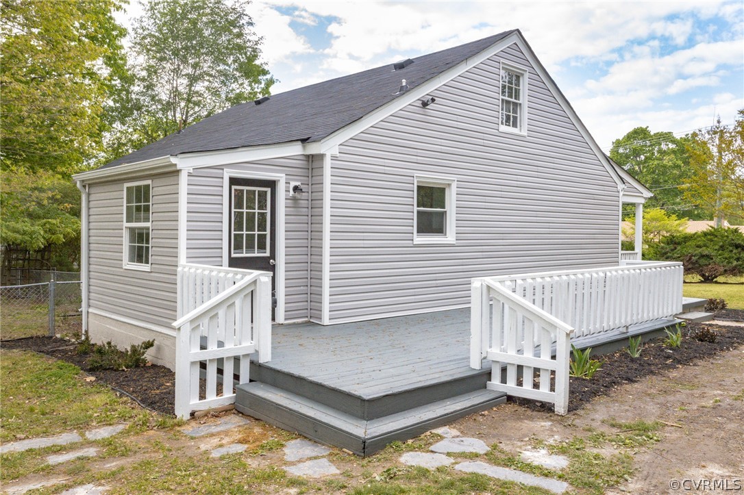 25417 Ferndale Road Petersburg, VA 23803 - Photo 9 of 36 Gallery Image 9