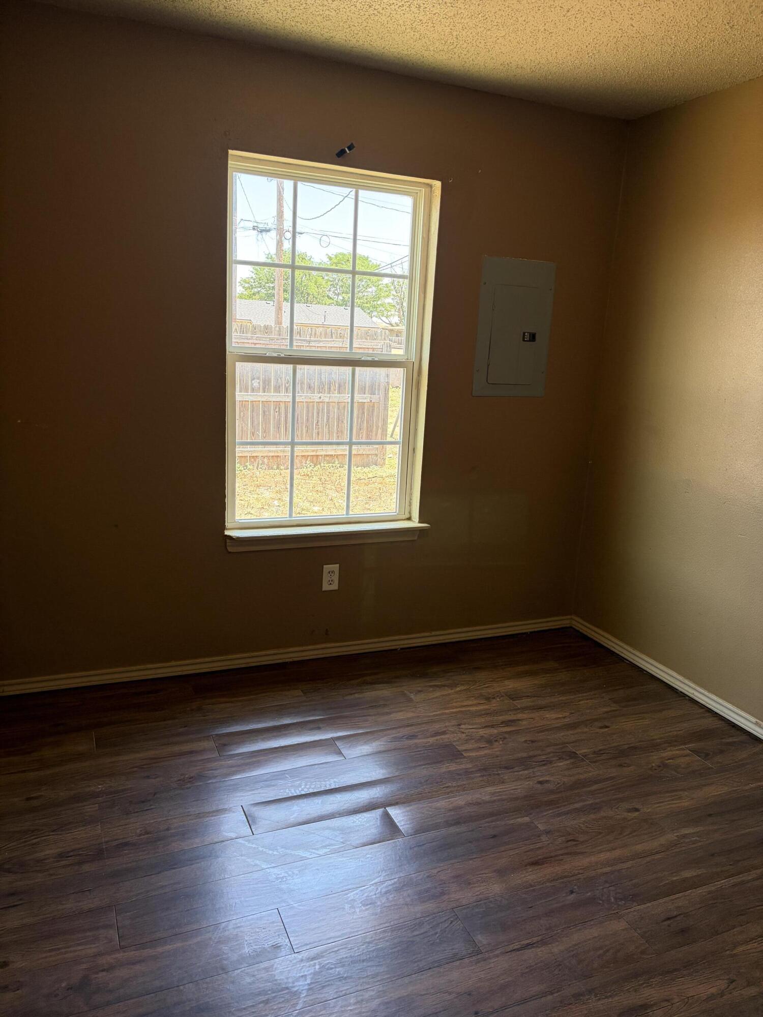 817 Ute Avenue Lubbock, TX 79403 - Photo 16 of 28 IMG_3925