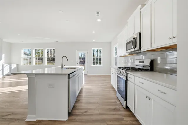 $316,939 | 709 Hadley Place, Enoree, SC 29335