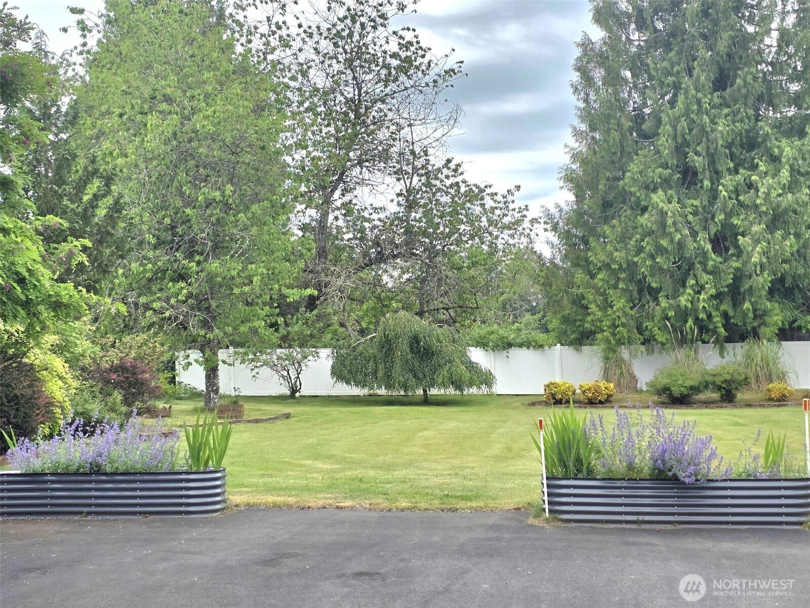 8224 Mullen Road Southeast Lacey, WA 98503 - Photo 2 of 38