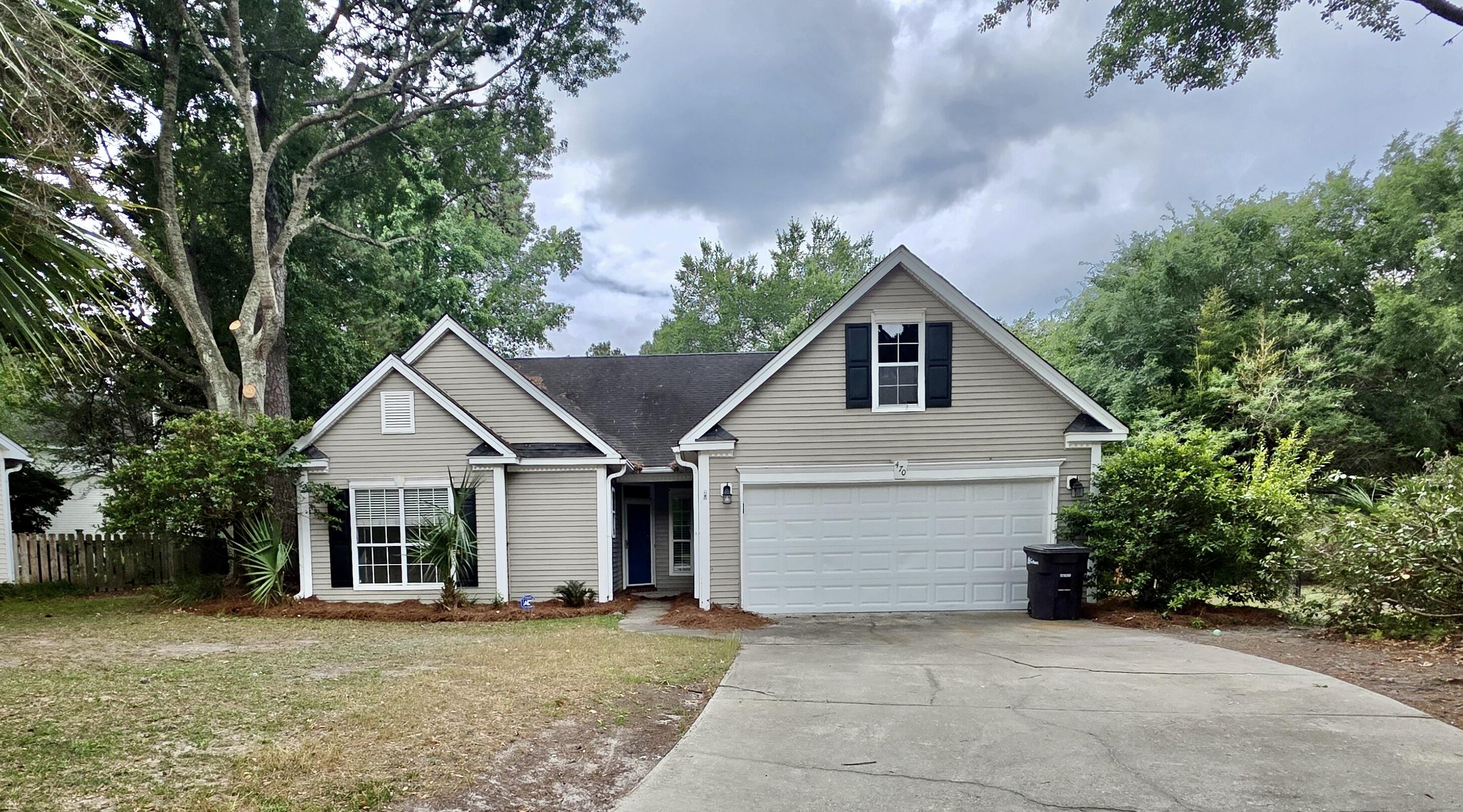 470 Cane Court Mount Pleasant, SC 29464 - Photo 2 of 21 20260528_125330
