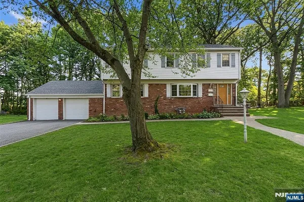 $3,700 | 72 Prospect Street, Unit 2, Paramus, NJ 07652