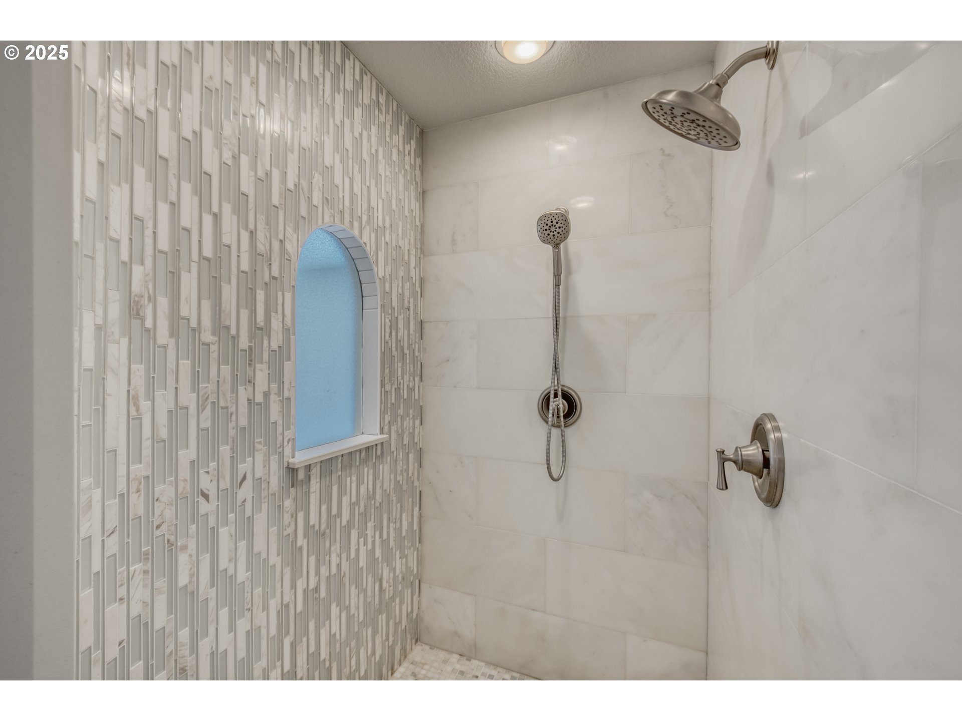 4907 Northwest Highpoint Drive Camas, WA 98607 - Photo 27 of 48 a bathroom with a shower