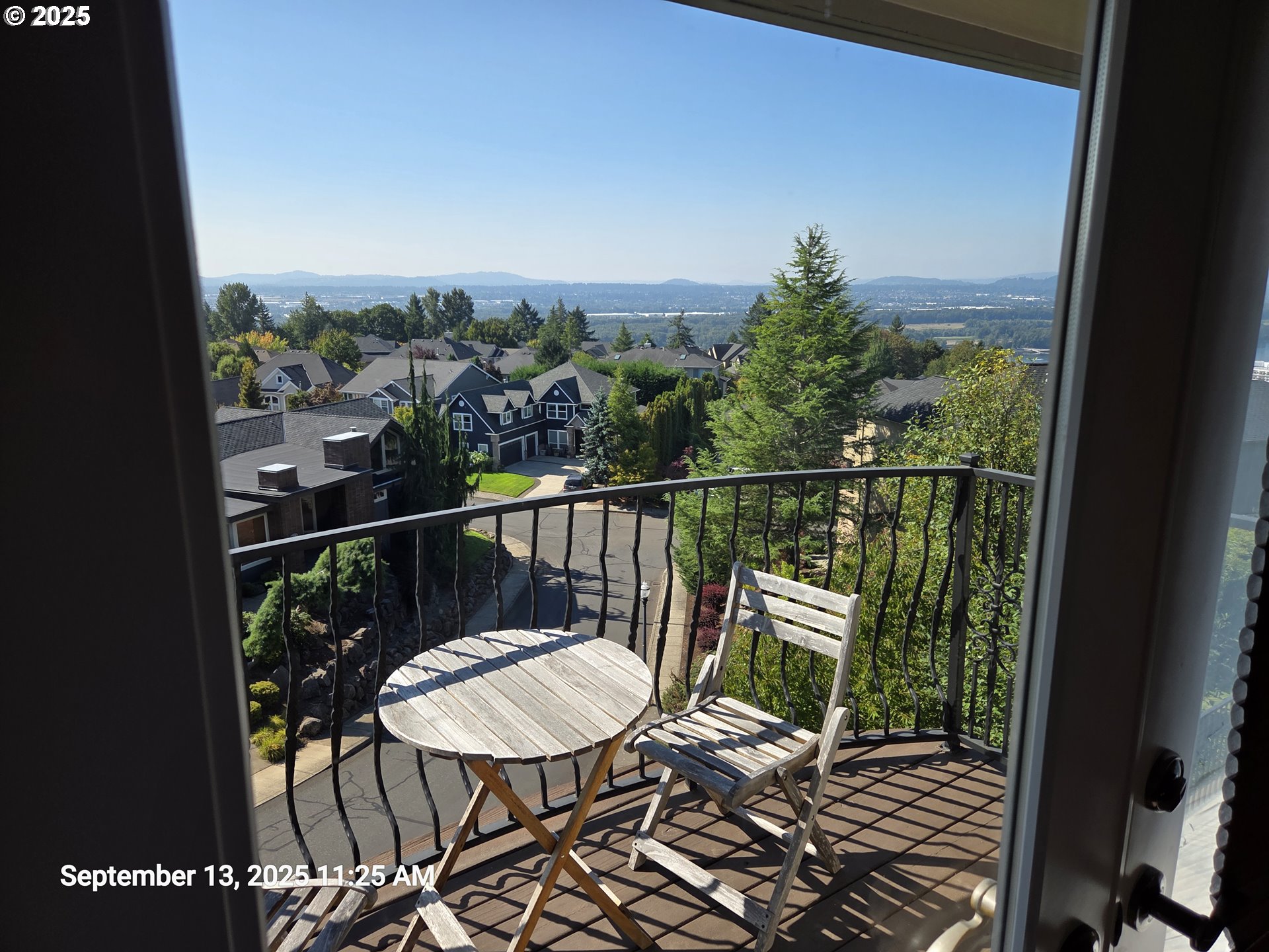 4907 Northwest Highpoint Drive Camas, WA 98607 - Photo 29 of 48 a view of a balcony with chairs