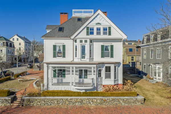 $2,500,000 | 22 Eastern Promenade, Unit 1, Portland, ME 04101