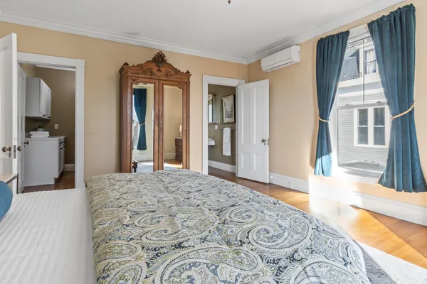 $2,500,000 | 22 Eastern Promenade, Unit 1, Portland, ME 04101