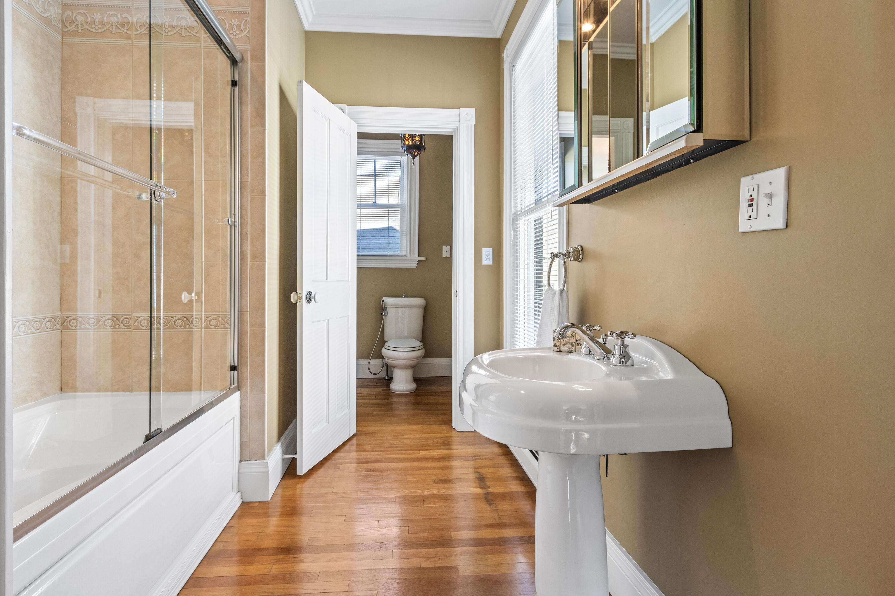 22 Eastern Promenade, Unit 1 Portland, ME 04101 - Photo 45 of 85 Bedroom 1 Suite