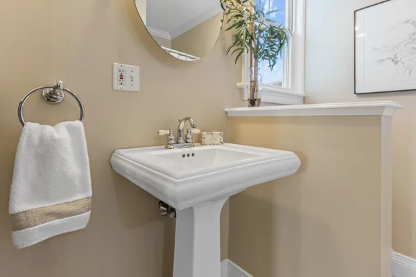 $2,500,000 | 22 Eastern Promenade, Unit 1, Portland, ME 04101