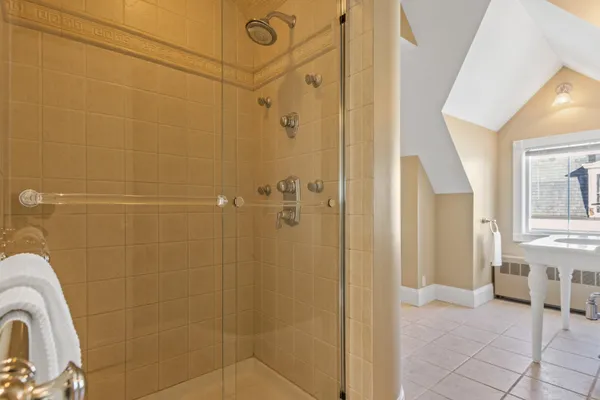 $2,500,000 | 22 Eastern Promenade, Unit 1, Portland, ME 04101