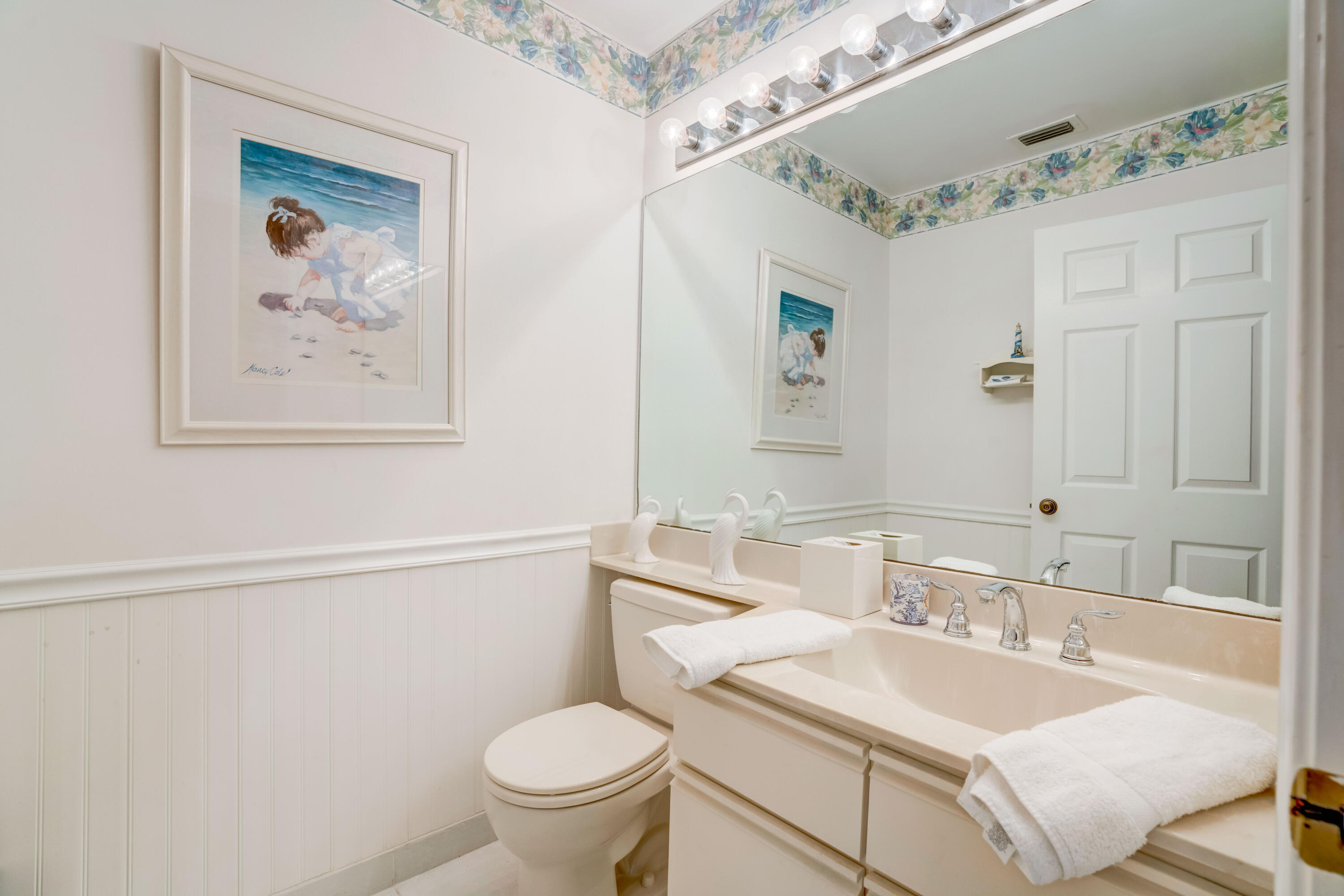 3518 Lantern Bay Drive Jupiter, FL 33477 - Photo 28 of 32 a bathroom with a sink and a toilet