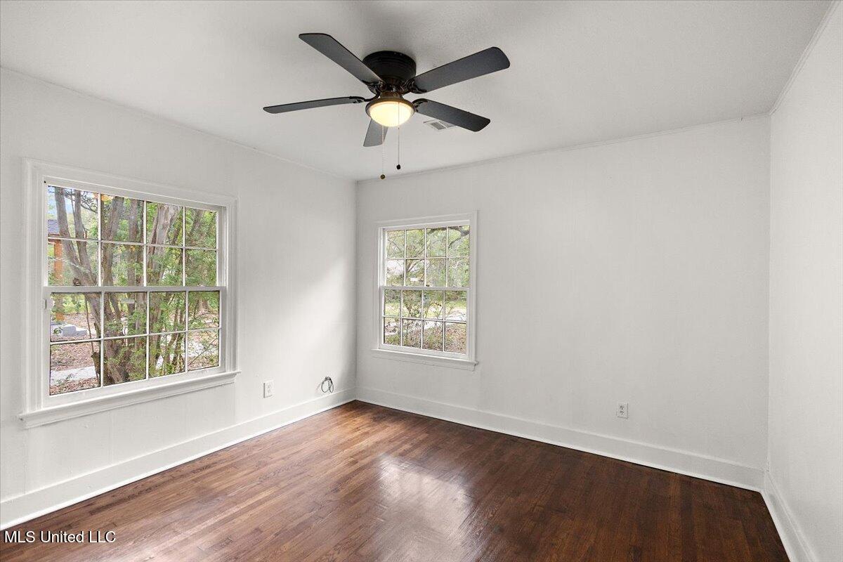 551 Woodbury Road Jackson, MS 39206 - Photo 6 of 9 Bedroom 2