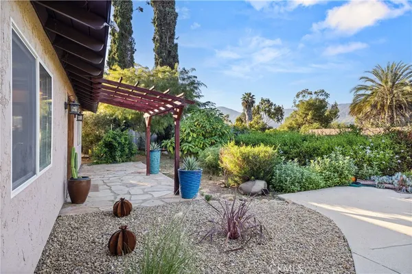 $1,149,000 | 95 Taormina Lane, Ojai, CA 93023