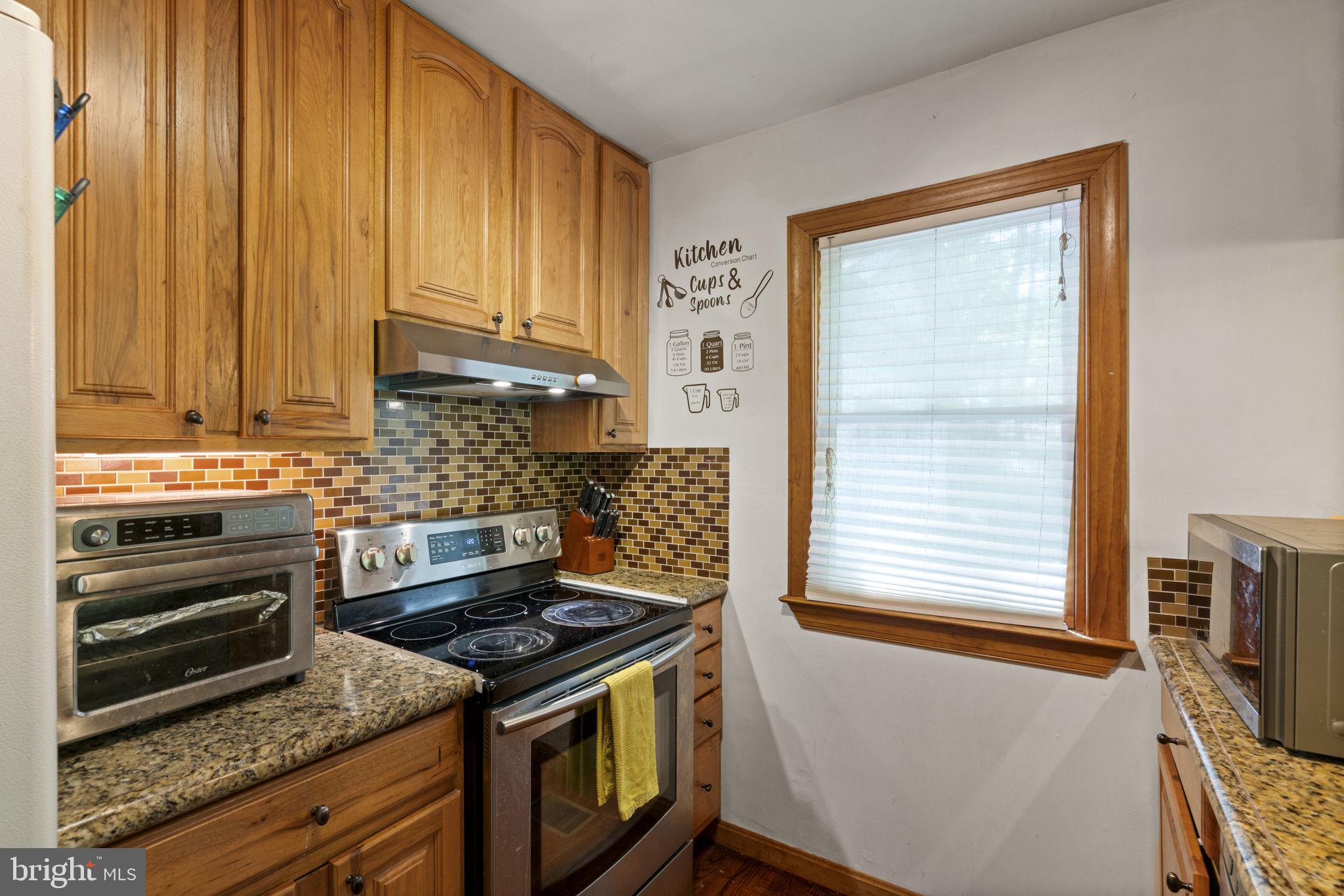 5755 Pilgrims Rest Road Broad Run, VA 20137 - Photo 13 of 49 Kitchen
