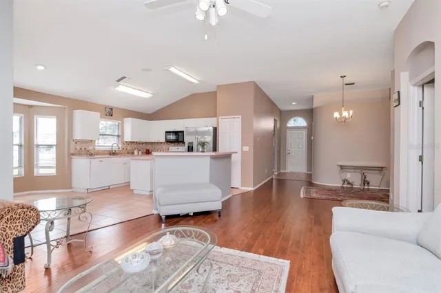 $2,500 | 314 Fountainview Circle, Oldsmar, FL 34677