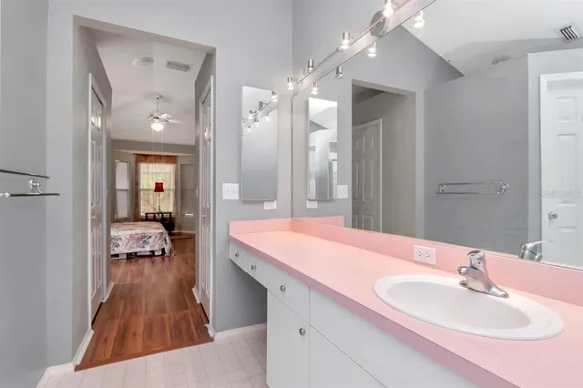 $2,500 | 314 Fountainview Circle, Oldsmar, FL 34677