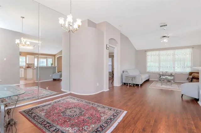 $2,500 | 314 Fountainview Circle, Oldsmar, FL 34677