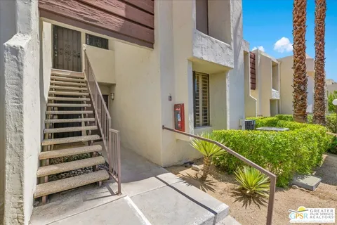 $229,000 | 1655 East Palm Canyon Drive, Unit 609, Palm Springs, CA 92264
