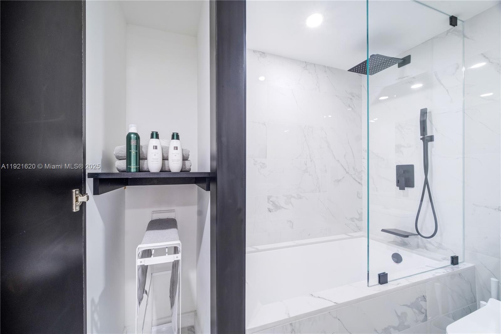 1500 Bay Road, Unit 1558S Miami Beach, FL 33139 - Photo 28 of 54