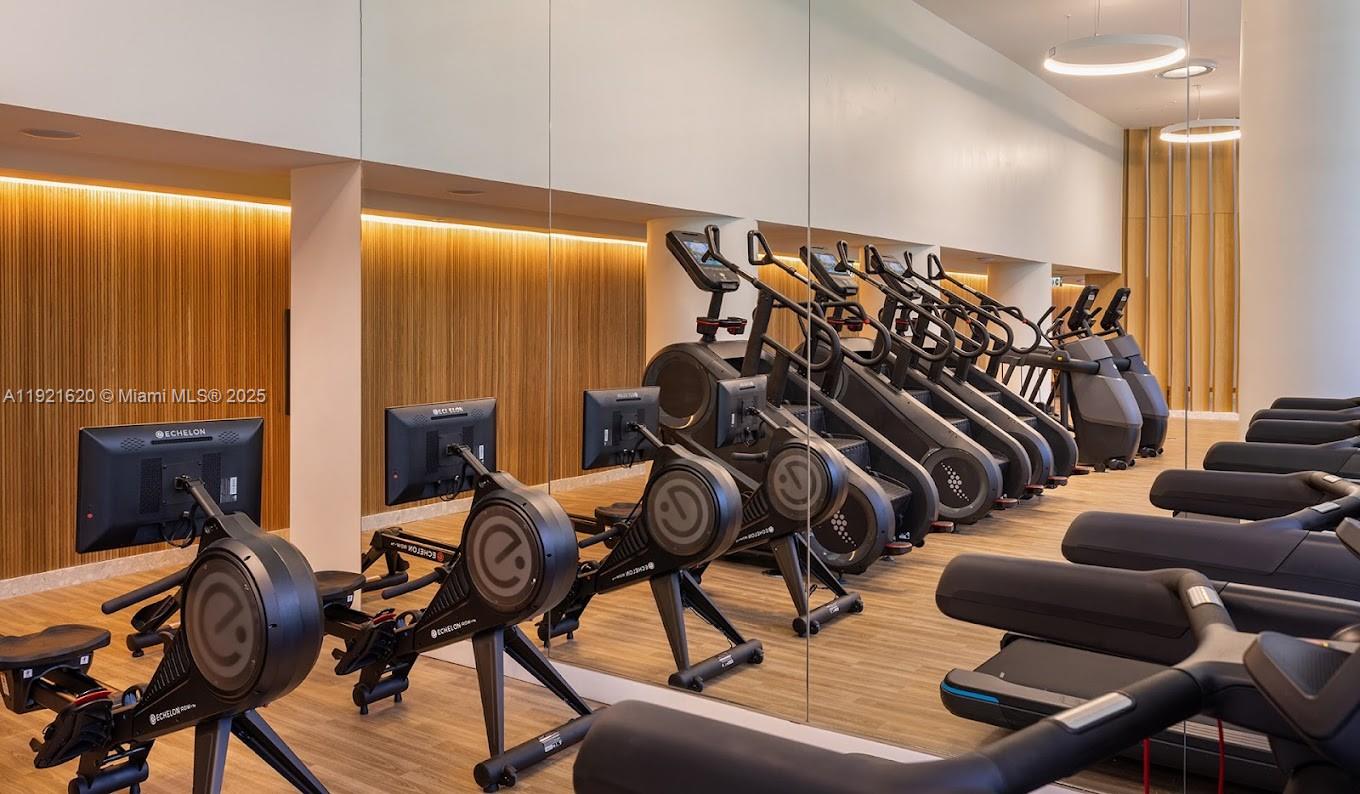 1500 Bay Road, Unit 1558S Miami Beach, FL 33139 - Photo 38 of 54