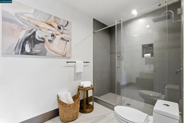 $4,395,000 | 11 Bigleaf Road, Orinda, CA 94563