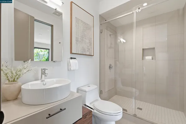 $4,395,000 | 11 Bigleaf Road, Orinda, CA 94563