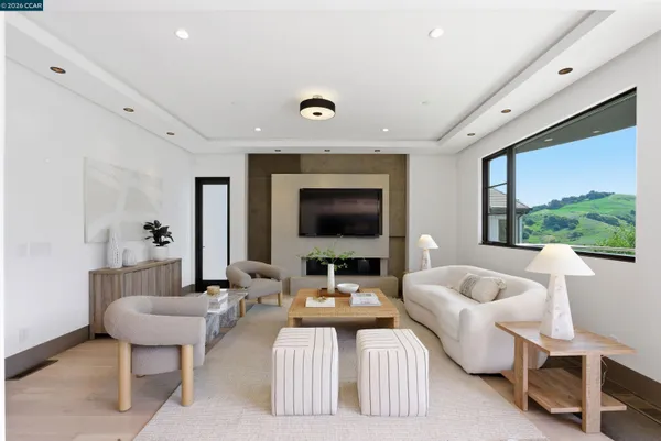 $4,395,000 | 11 Bigleaf Road, Orinda, CA 94563