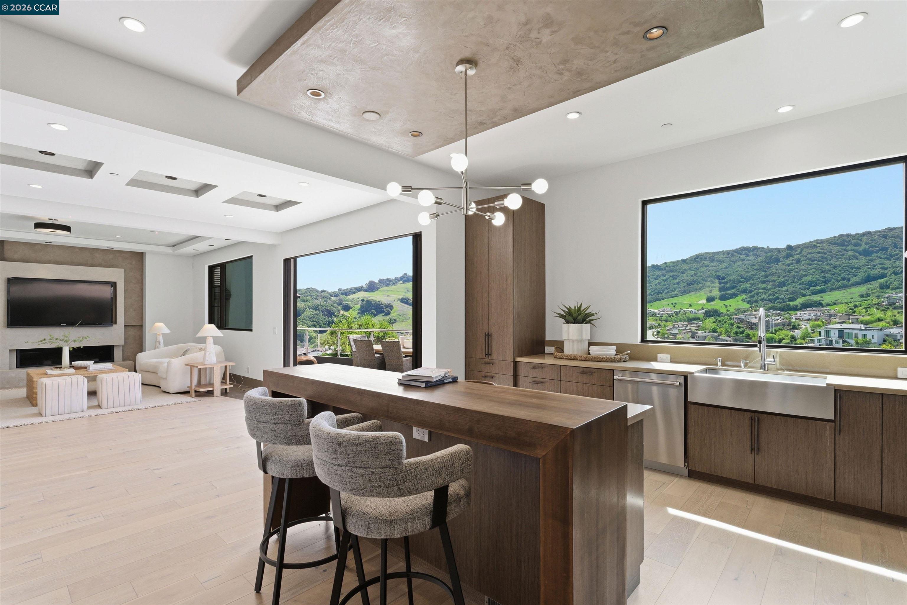 11 Bigleaf Road Orinda, CA 94563 - Photo 9 of 48