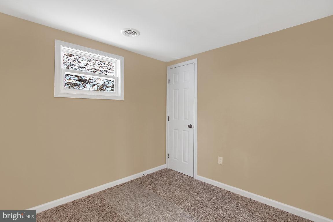 917 Cold Cabin Road Delta, PA 17314 - Photo 12 of 27 Gallery Image 12