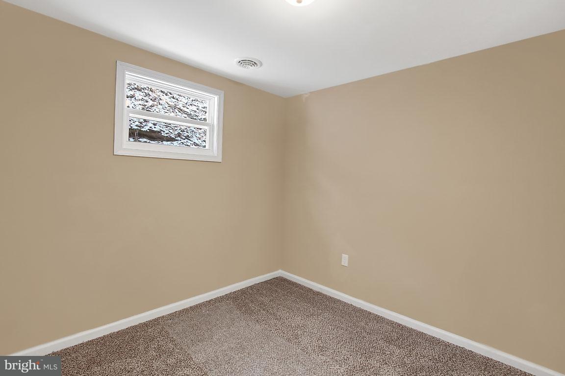 917 Cold Cabin Road Delta, PA 17314 - Photo 13 of 27 Gallery Image 13