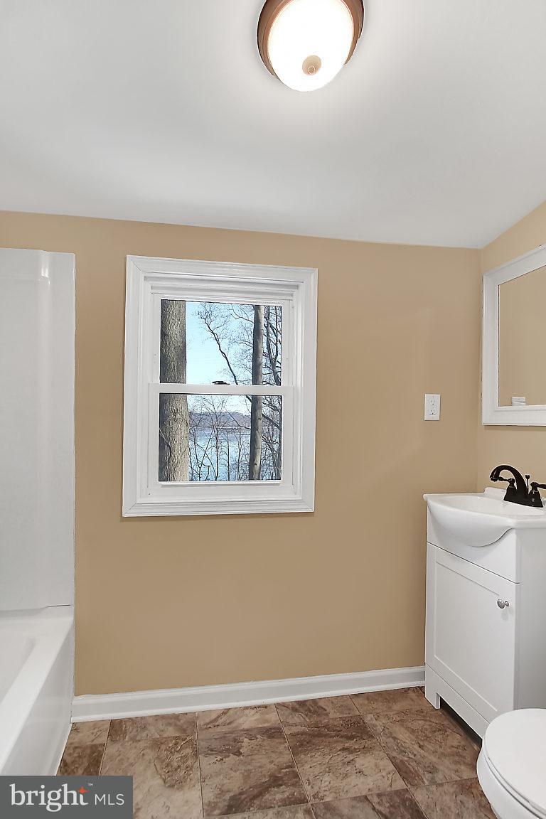 917 Cold Cabin Road Delta, PA 17314 - Photo 15 of 27 Gallery Image 15