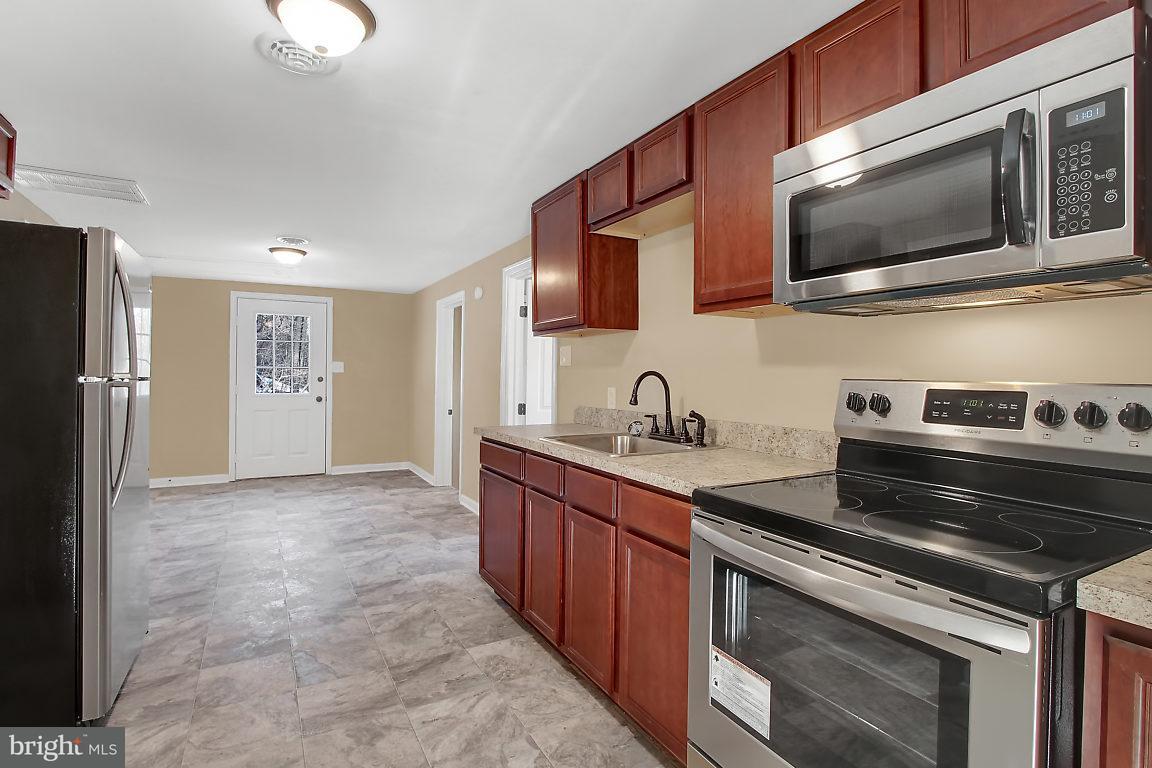 917 Cold Cabin Road Delta, PA 17314 - Photo 7 of 27 Gallery Image 7