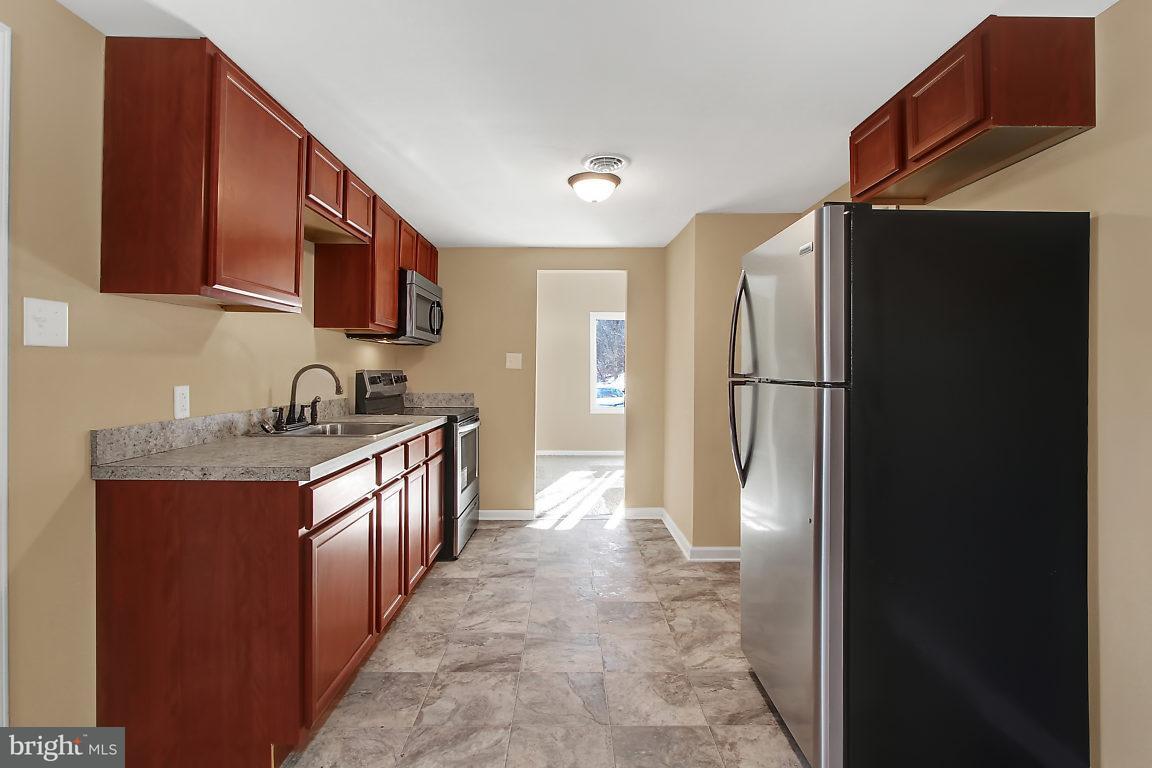 917 Cold Cabin Road Delta, PA 17314 - Photo 8 of 27 Gallery Image 8