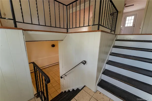 a view of entryway