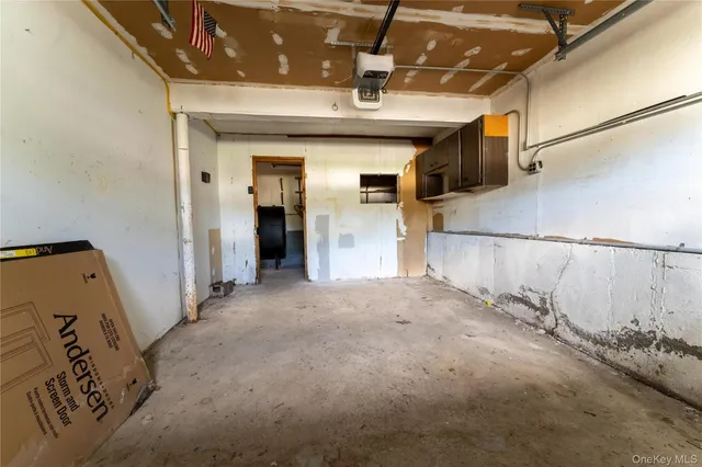 a view of a storage & utility room