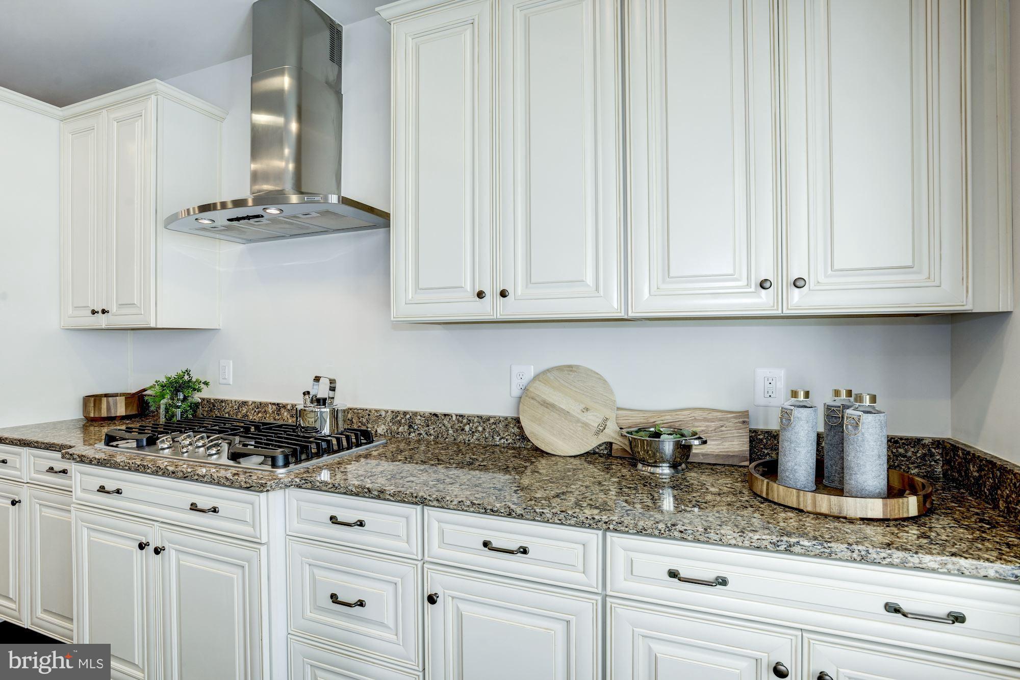 1140 South Glebe Road Arlington, VA 22204 - Photo 24 of 61 Granite Counters and Stainless Steel Appliances