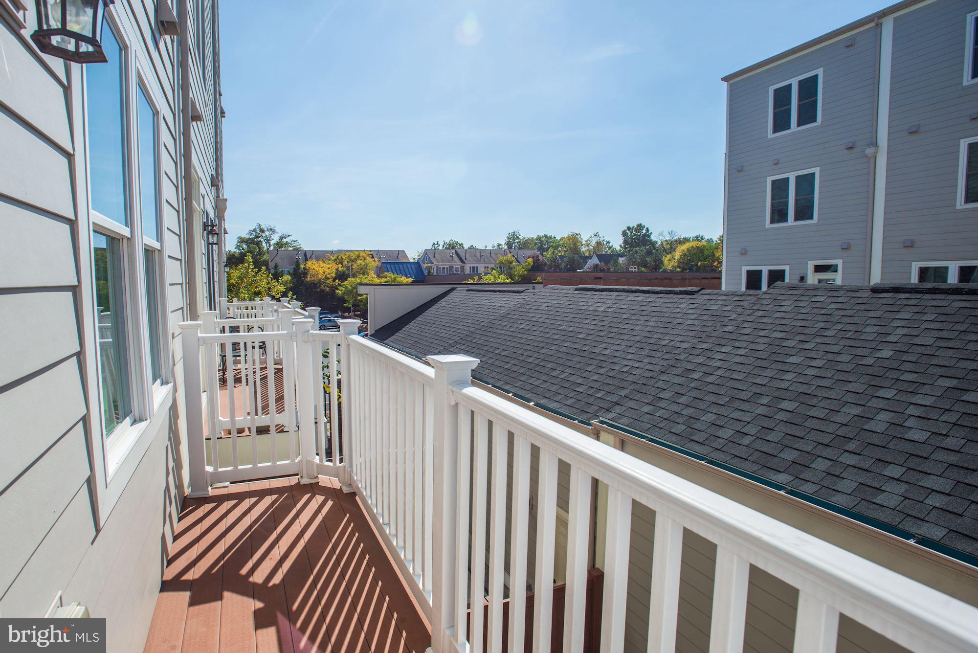 1140 South Glebe Road Arlington, VA 22204 - Photo 27 of 61 Balcony off Kitchen
