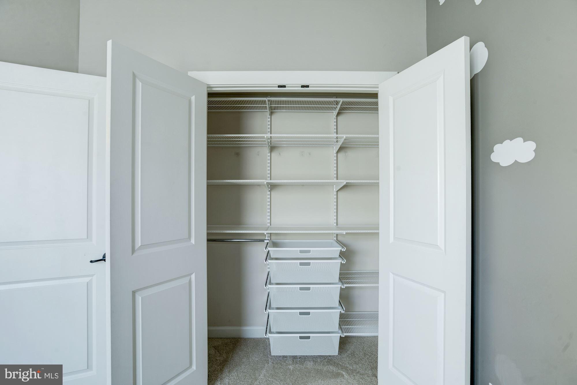 1140 South Glebe Road Arlington, VA 22204 - Photo 42 of 61 Upper Level Bedroom Closet