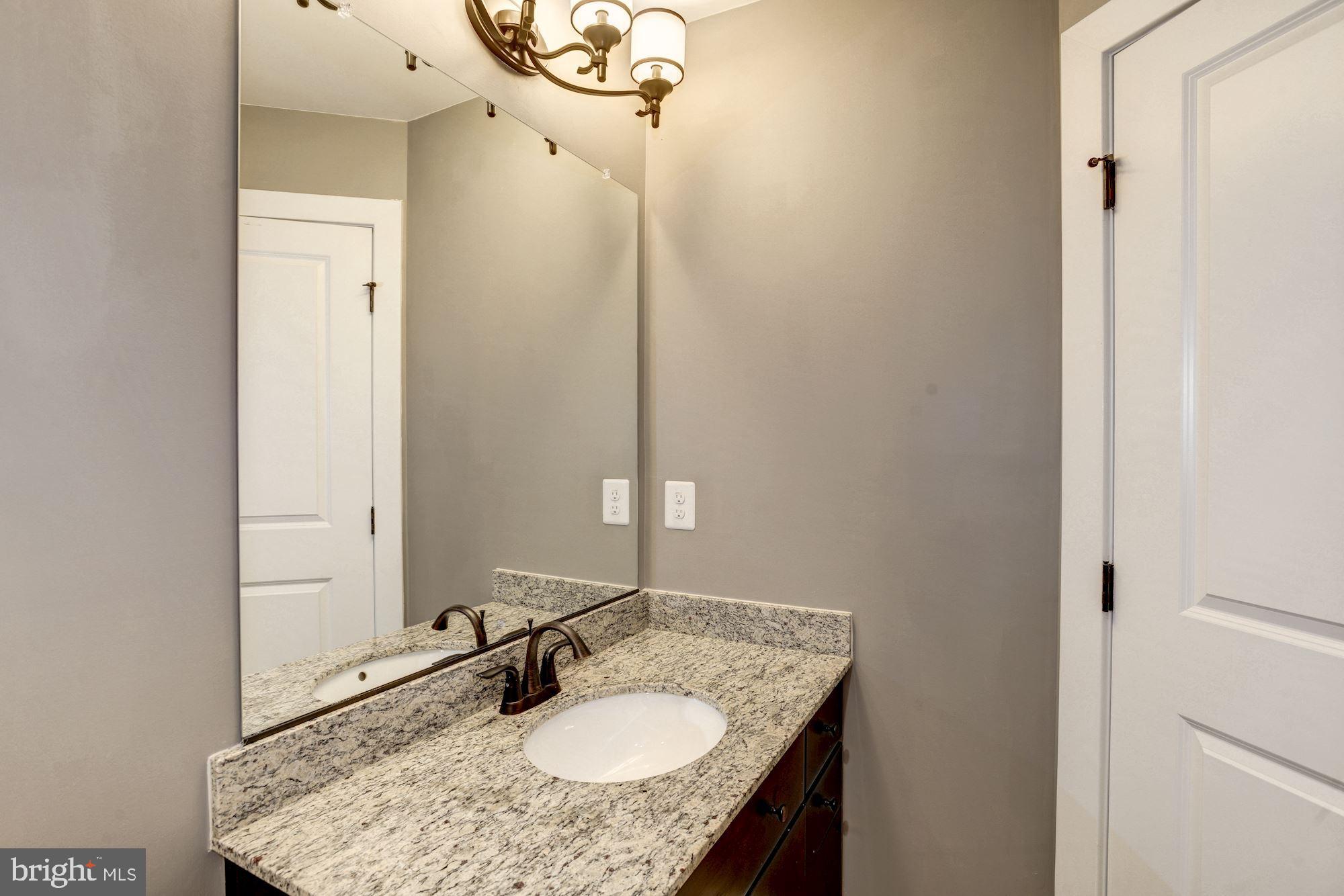 1140 South Glebe Road Arlington, VA 22204 - Photo 43 of 61 Upper Level Hall Bathroom