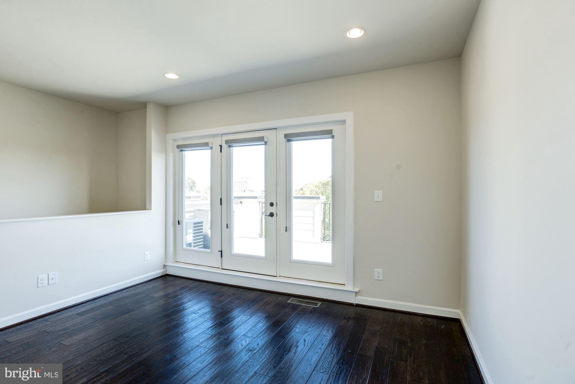 1140 South Glebe Road Arlington, VA 22204 - Photo 52 of 61 Top Floor Rec Room with Rooftop Terrace