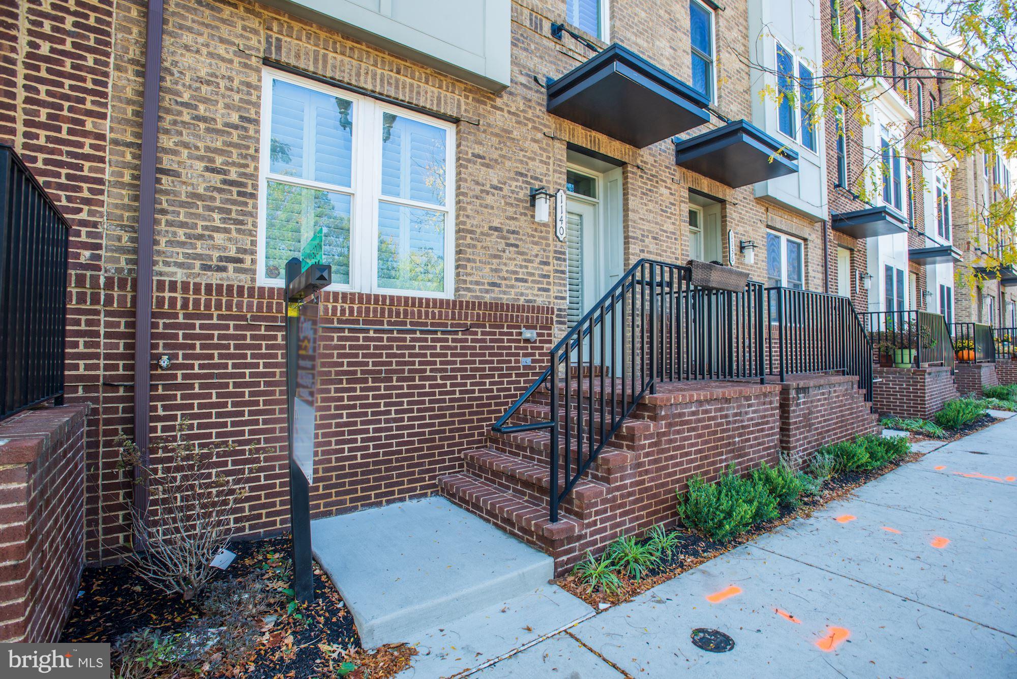 1140 South Glebe Road Arlington, VA 22204 - Photo 60 of 61 Welcome Home - 4 bds/4.5ba Townhome