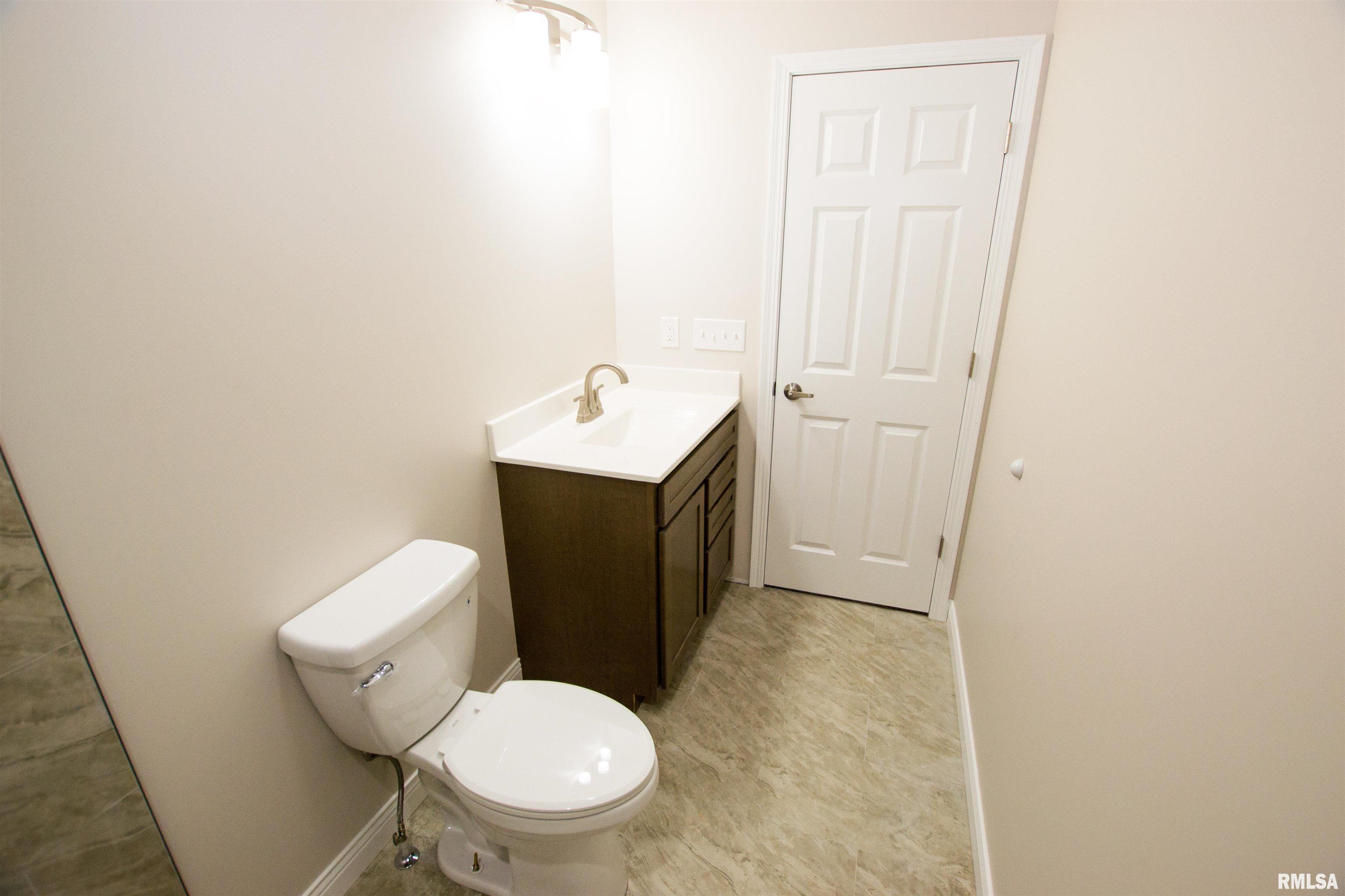 3548 Tower Court Clinton, IA 52732 - Photo 17 of 31 Gallery Image 17
